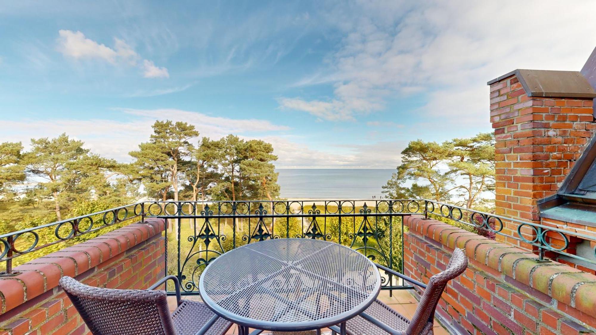 Fewo Direkt Am Strand Mit Meerblick Und Balkon,Villa Glueckspilz, Binz Zewnętrze zdjęcie