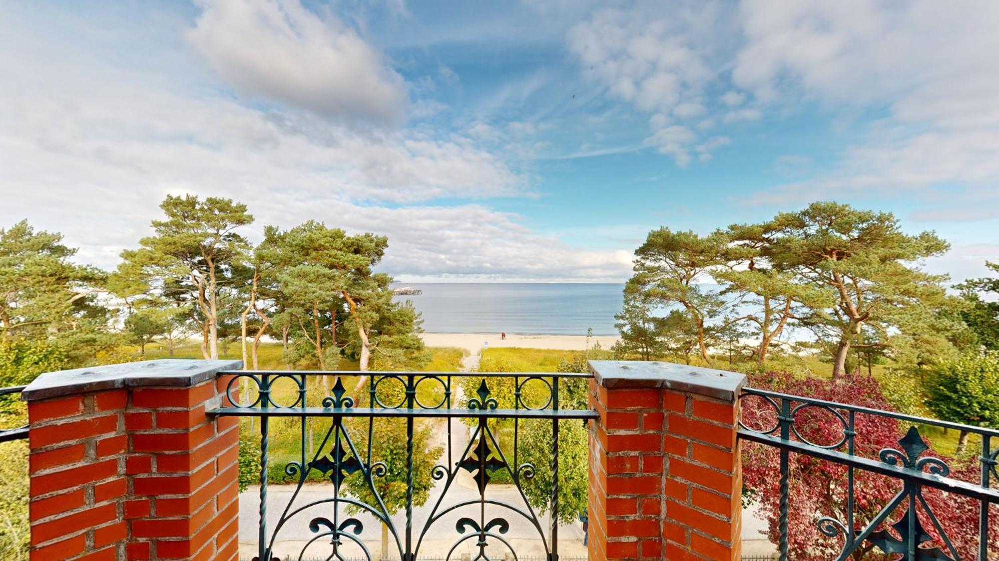 Fewo Direkt Am Strand Mit Meerblick Und Balkon,Villa Glueckspilz, Binz Zewnętrze zdjęcie