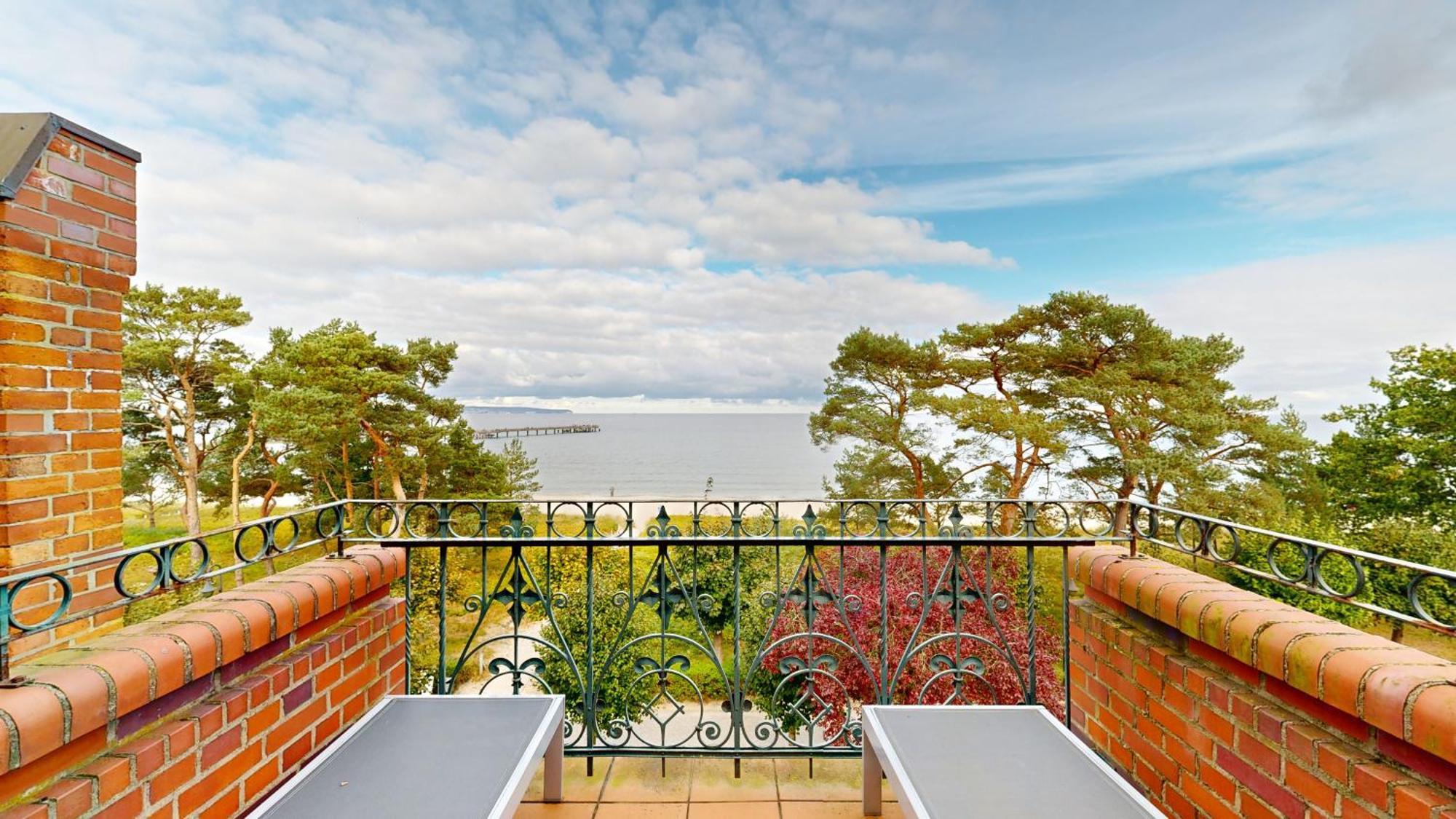Fewo Direkt Am Strand Mit Meerblick Und Balkon,Villa Glueckspilz, Binz Zewnętrze zdjęcie